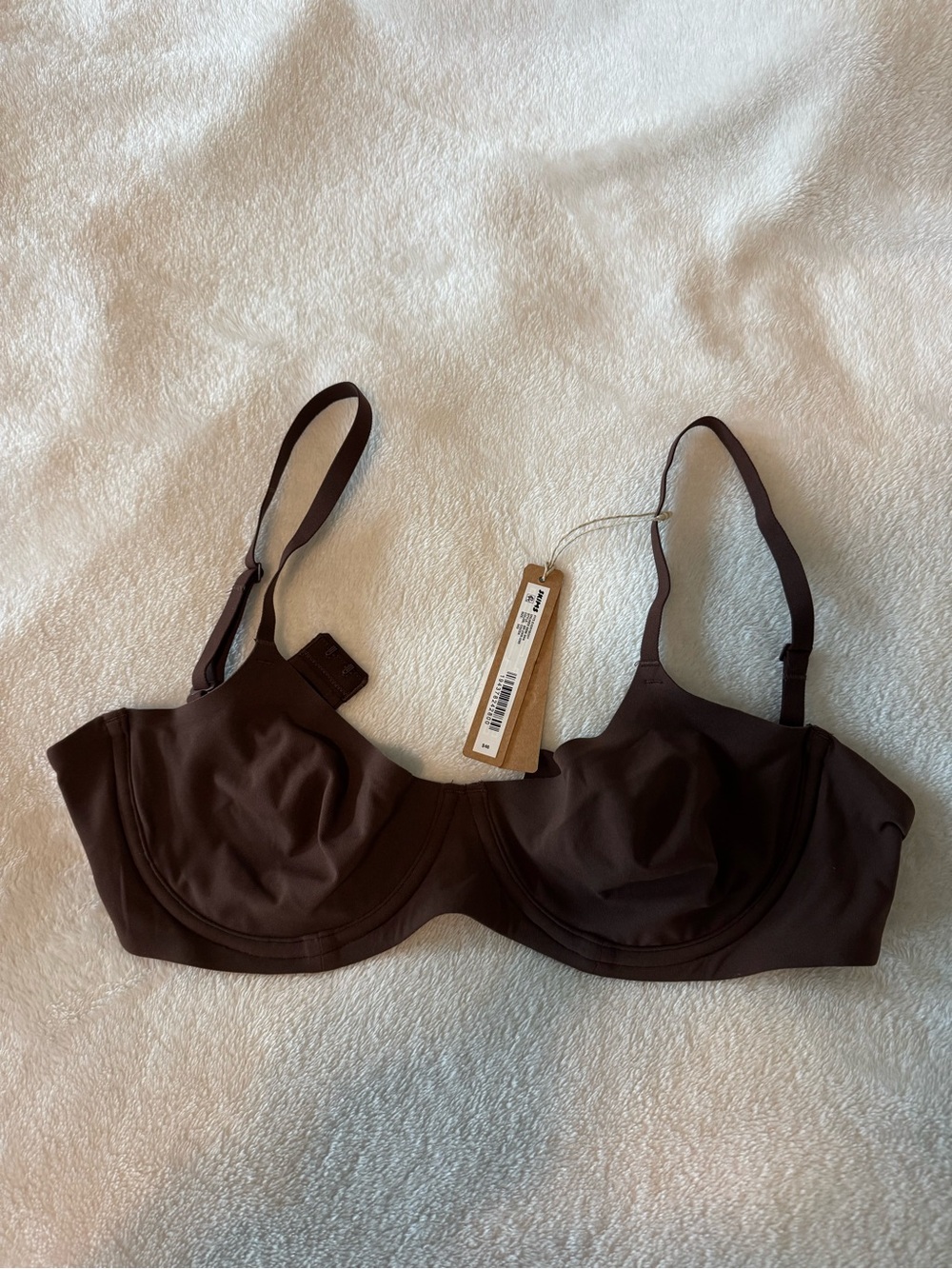 NWT 34D SKIMS Fits Everybody Unlined Demi Underwire Bra